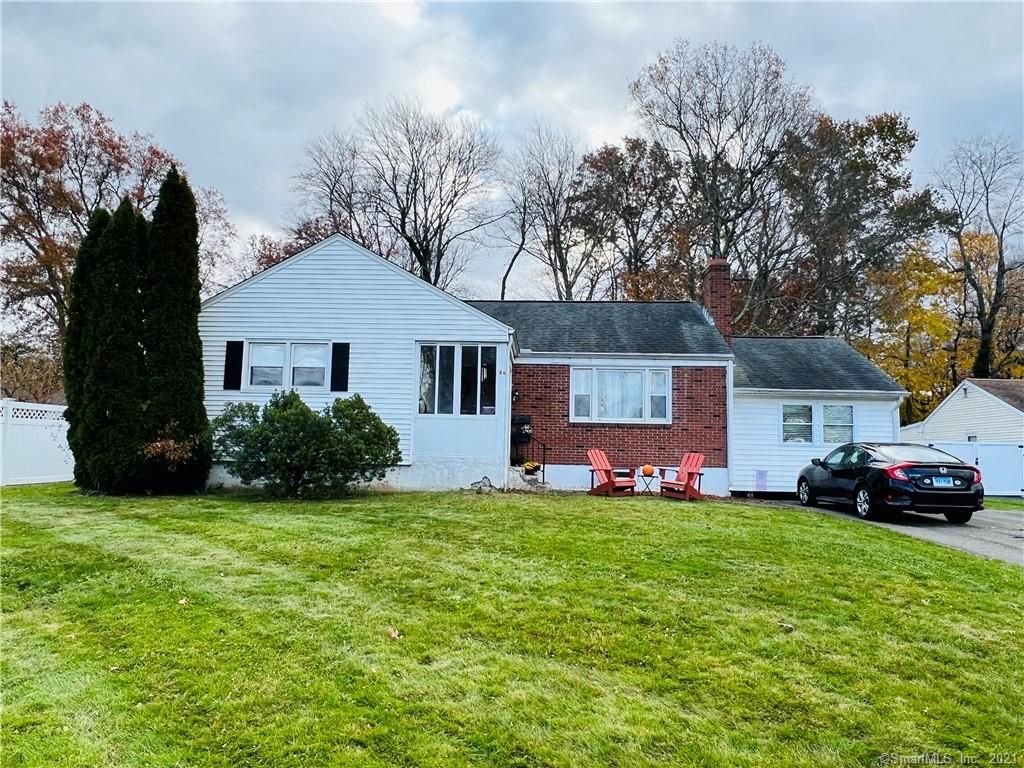 66 Bond St, Wethersfield, CT 06109