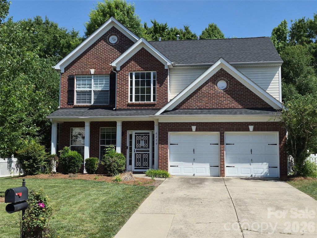 6229 Roseway Ct, Harrisburg, NC, 28075