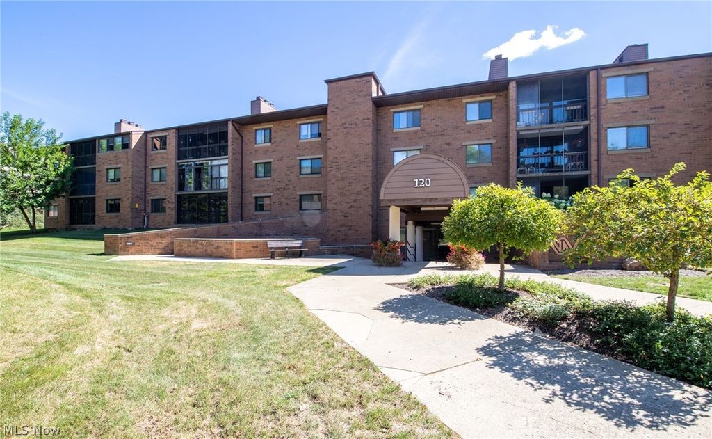 120 Fox Hollow Dr 405A, Mayfield Heights, OH 44124 Trulia