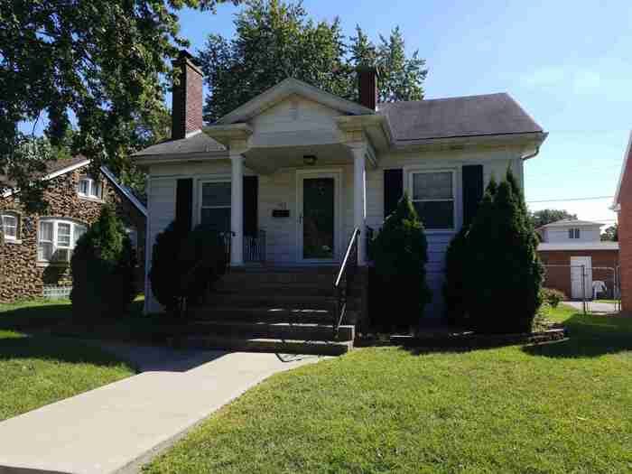 103 Highland St, Calumet City, IL 60409