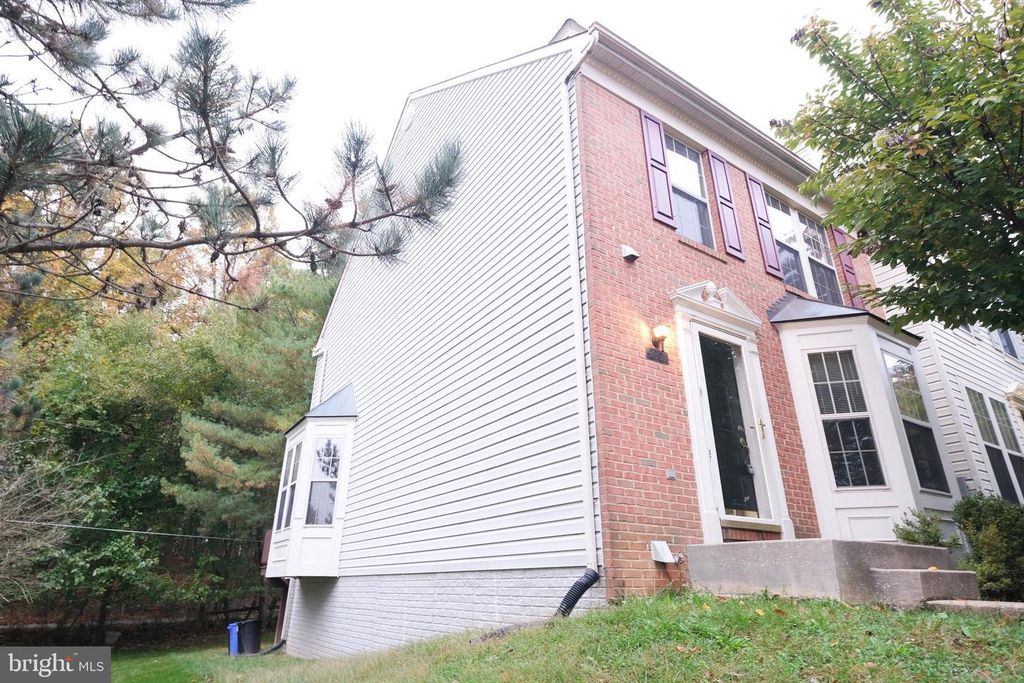 9801 Sherwood Farm Rd, Owings Mills, MD 21117