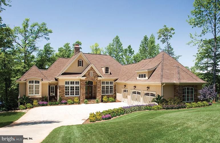 7197 Woodville Rd, Mount Airy, MD 21771