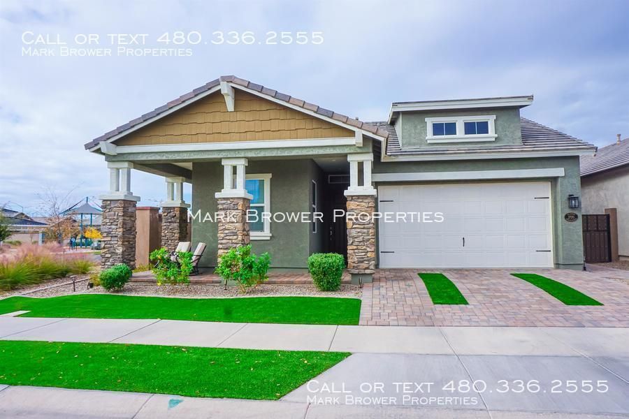 2720 S Chatsworth, Mesa, AZ 85209