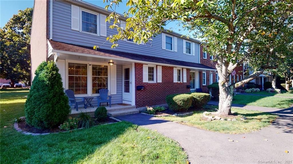 23 Greenwich Way #23, Milford, CT 06460