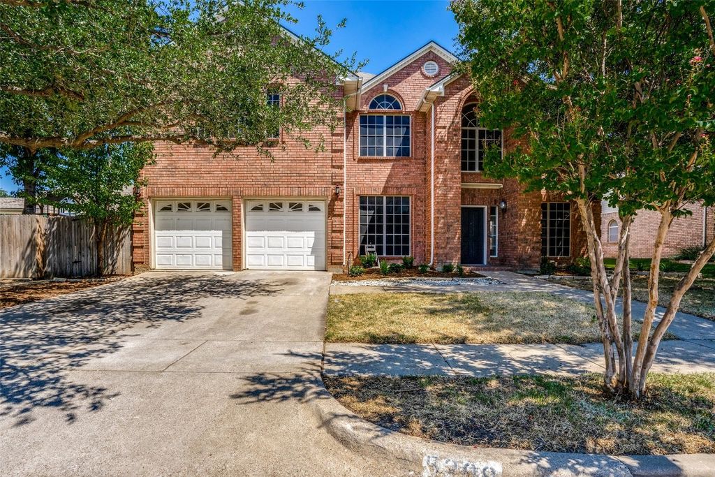 5209 Ash River Rd, Fort Worth, TX 76137