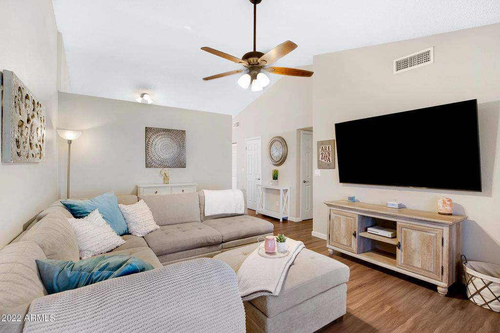 1055 N Recker Rd #1045, Mesa, AZ 85205