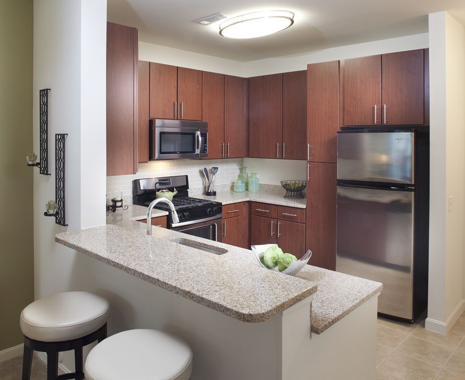 460 River Rd #222, Andover, MA 01810