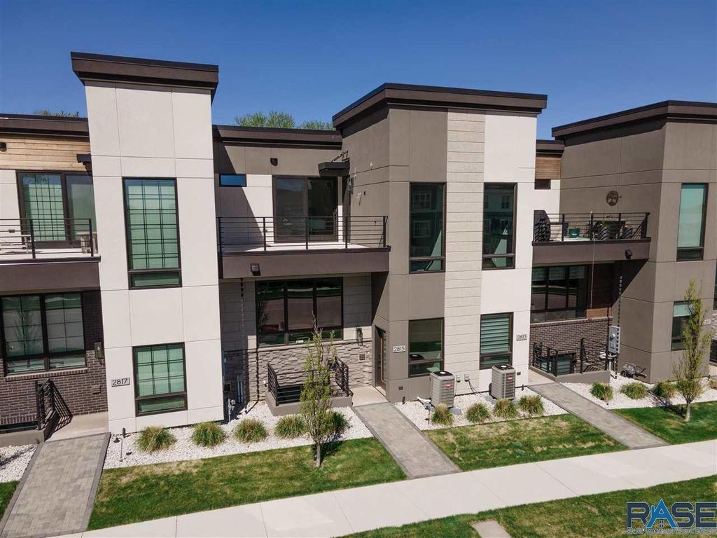 2805 S Terry Ave, Sioux Falls, SD 57106 MLS 22204159 Trulia