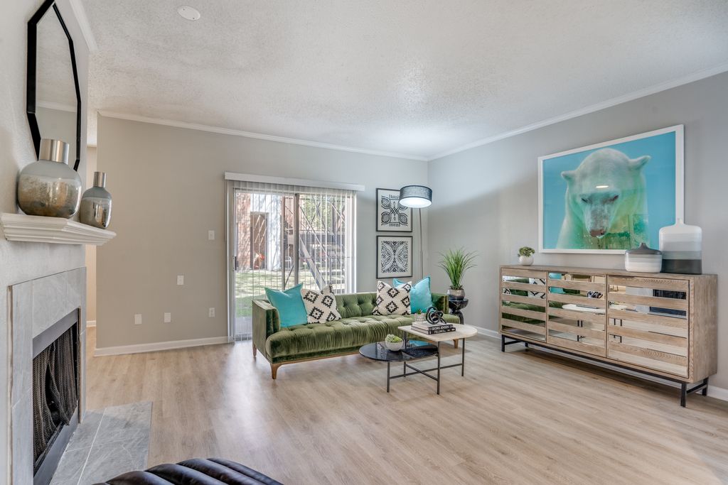 7304 Calibre Park Dr, Durham, NC 27707