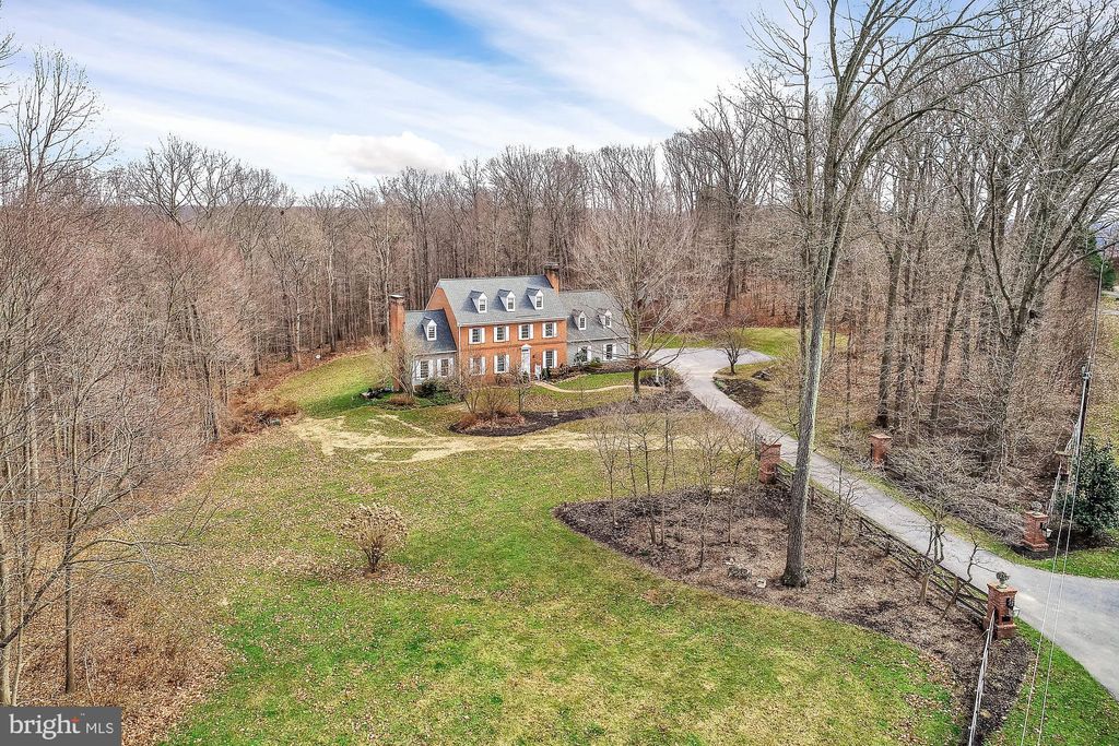 1306 Monkton Rd, Monkton, MD 5 Bed, 5 Bath SingleFamily Home 99