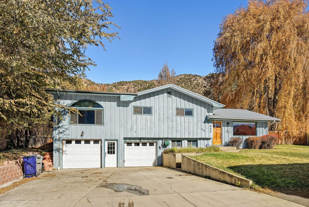 95 Chapparal Cir, Glenwood Springs, CO 81601