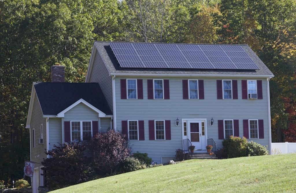 4 Thornberry Cir, Spencer, MA - 4 Bed, 3 Bath Single-Family Home - 13