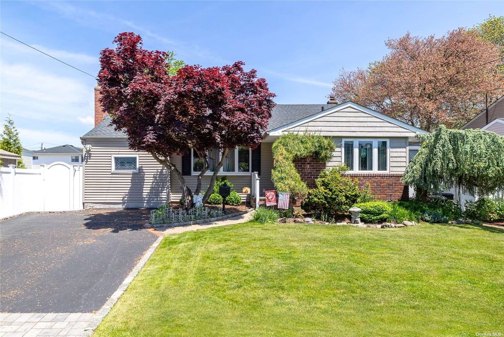 205 Violet Street, Massapequa Park, NY 11762 MLS 3552812 Trulia