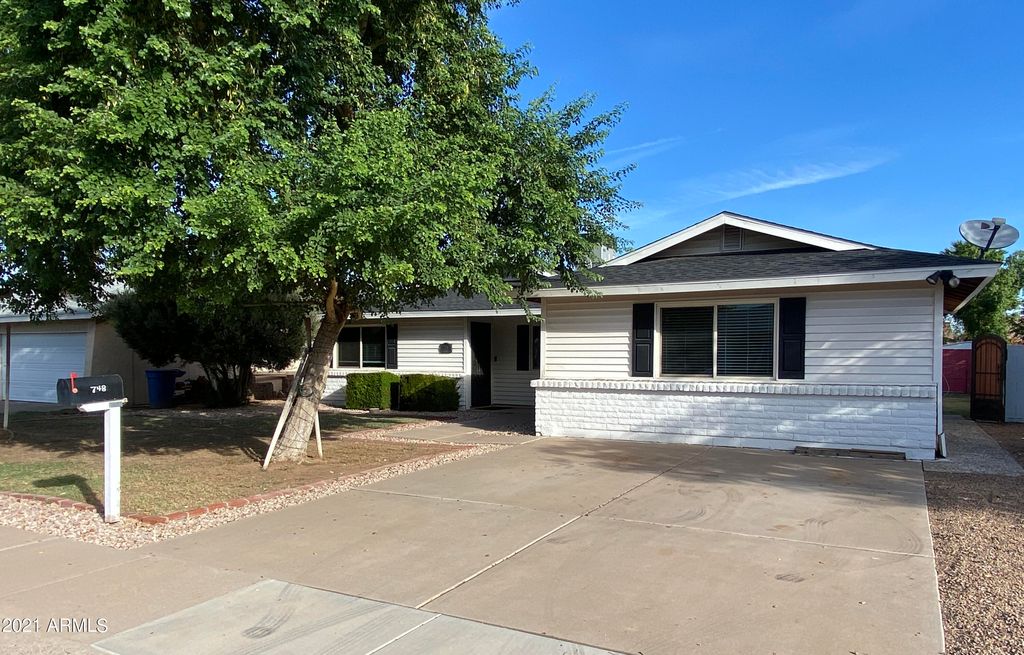 748 W Park Ave, Chandler, AZ 85225
