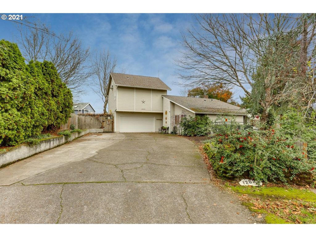 12625 SW Katherine St, Tigard, OR 97223