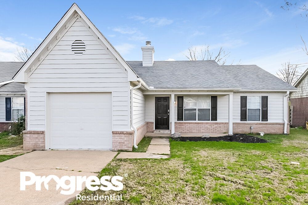 7038 Hampton Dr, Horn Lake, MS 38637