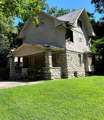 3309 S Benton Ave, Kansas City, MO 64128