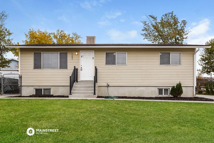 2284 S 450 W, Clearfield, UT 84015