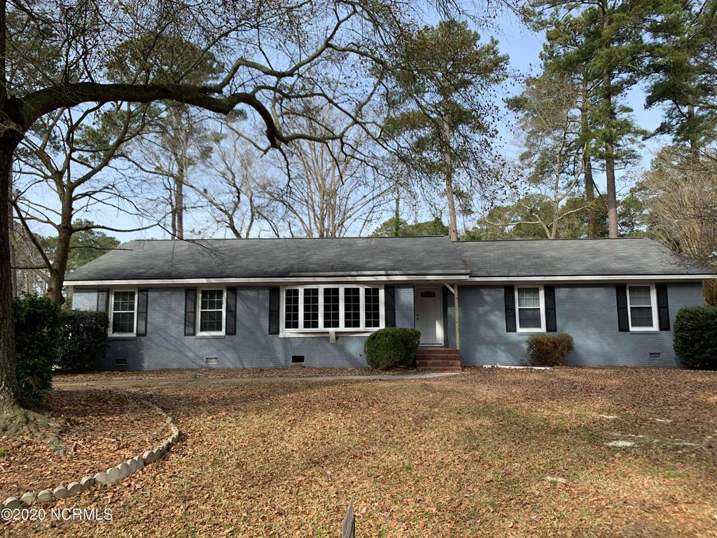 302 Club Pines Dr, Greenville, NC 27834 3 Bed, 2 Bath SingleFamily Home MLS 100250064 15