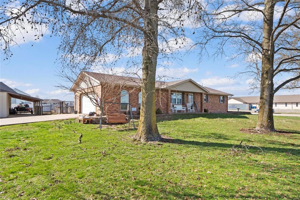 8223 State Route 160, New Baden, IL 62265 Trulia