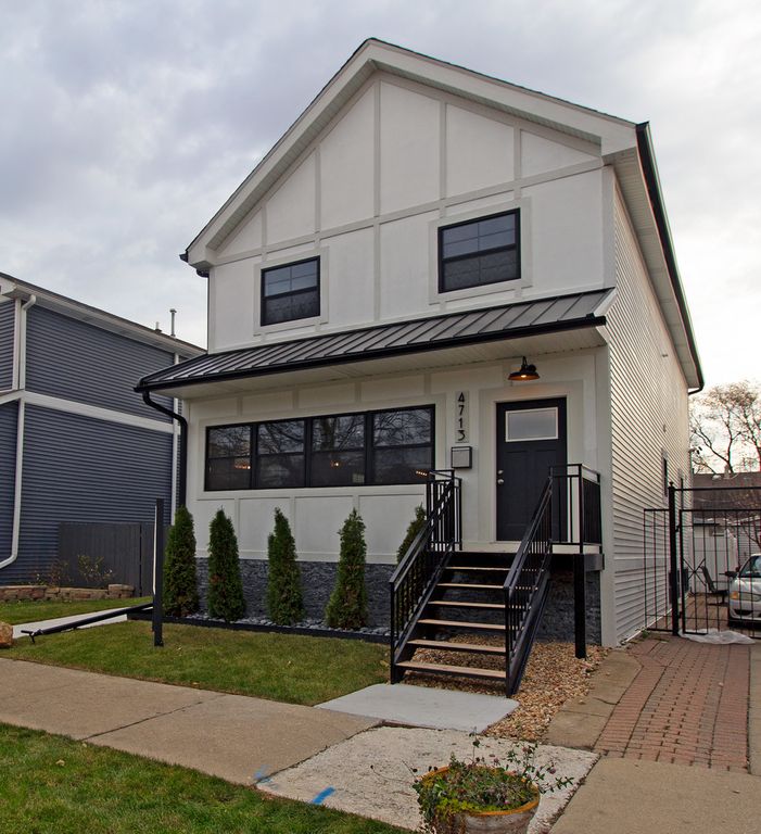 4713 W Berenice Ave, Chicago, IL 60641