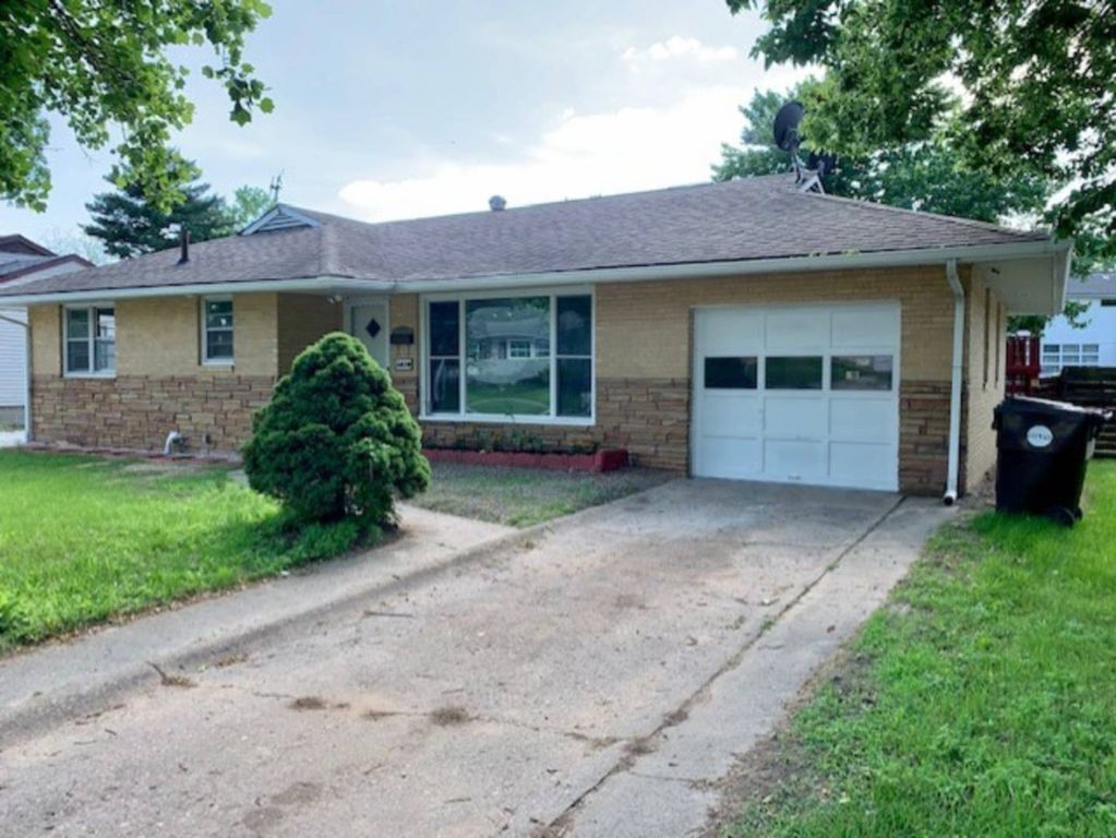 1410 Beard St, Beardstown, IL 62618 Trulia