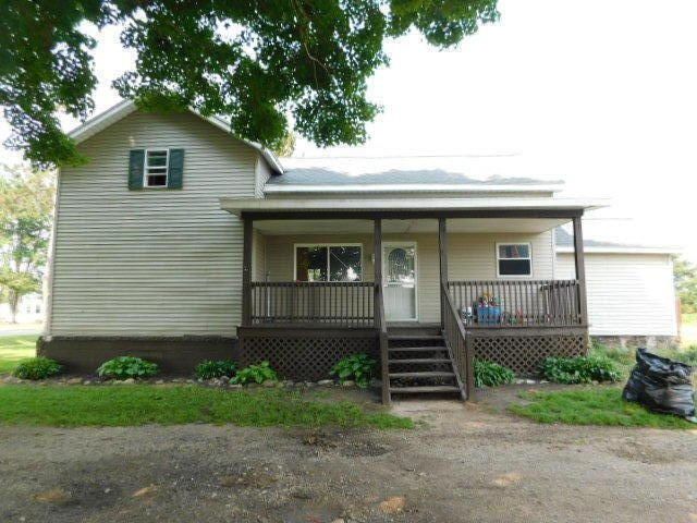 756 E Girard Rd, Quincy, MI 49082