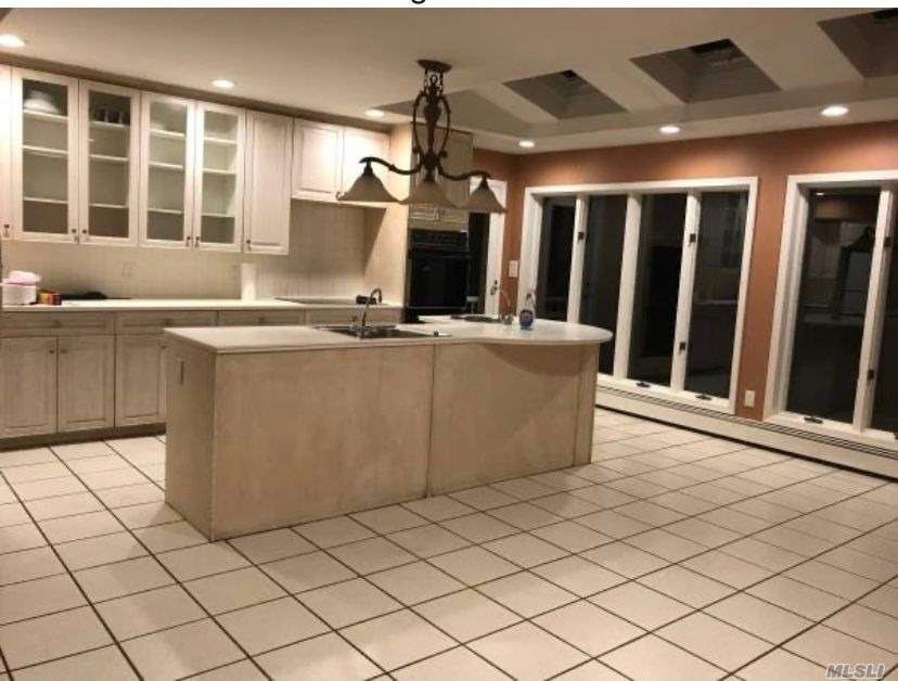 homes for sale stony brook ny