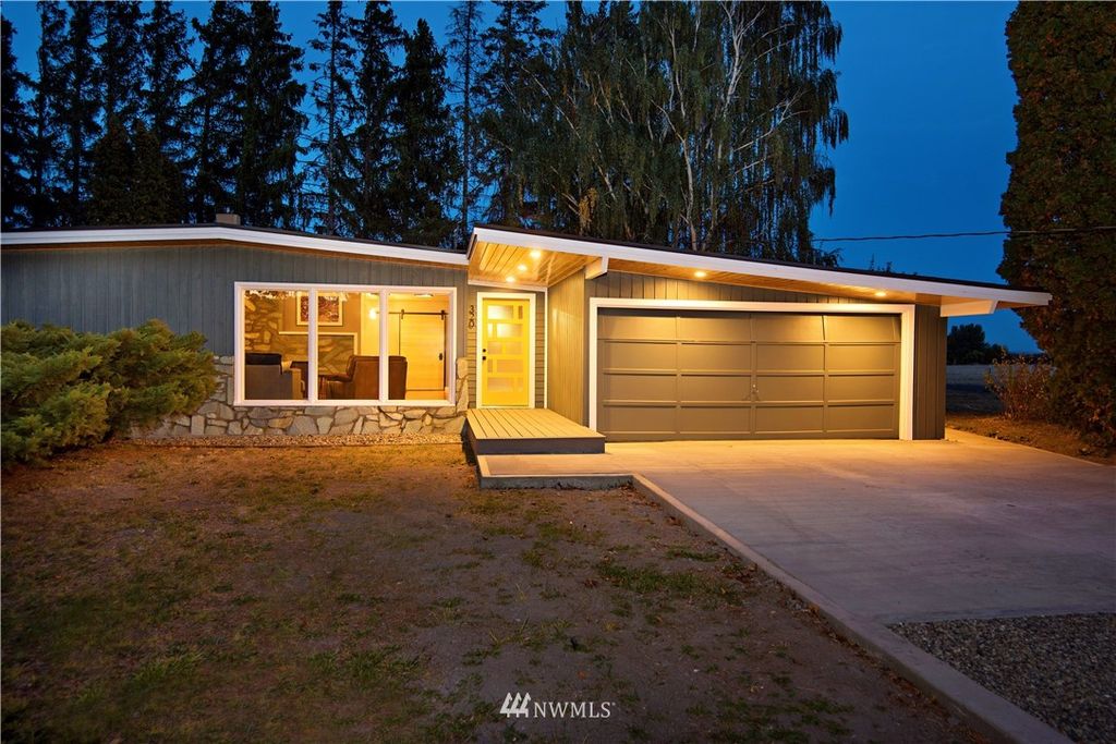 320 Packwood Ln, Ellensburg, WA 98926