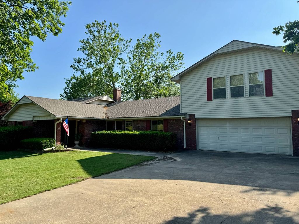 77 N Spinnaker Run, Stigler, OK 74462 SingleFamily Home for Sale MLS