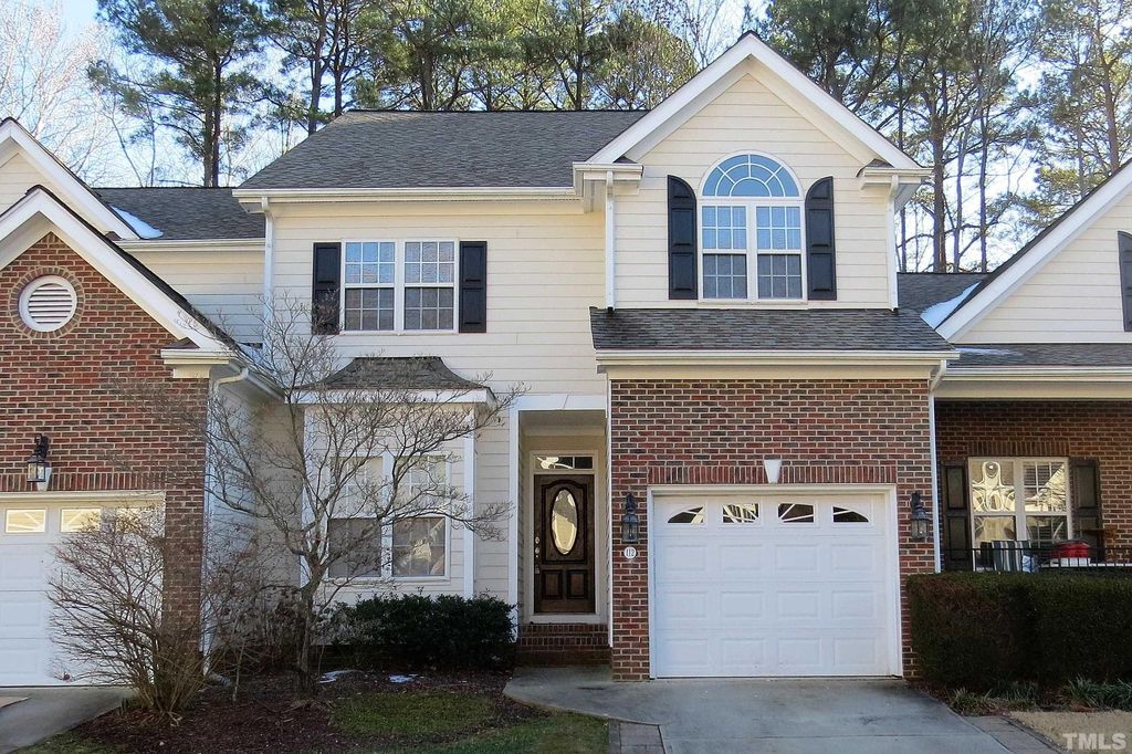 112 Brush Stream Dr, Cary, NC 27511