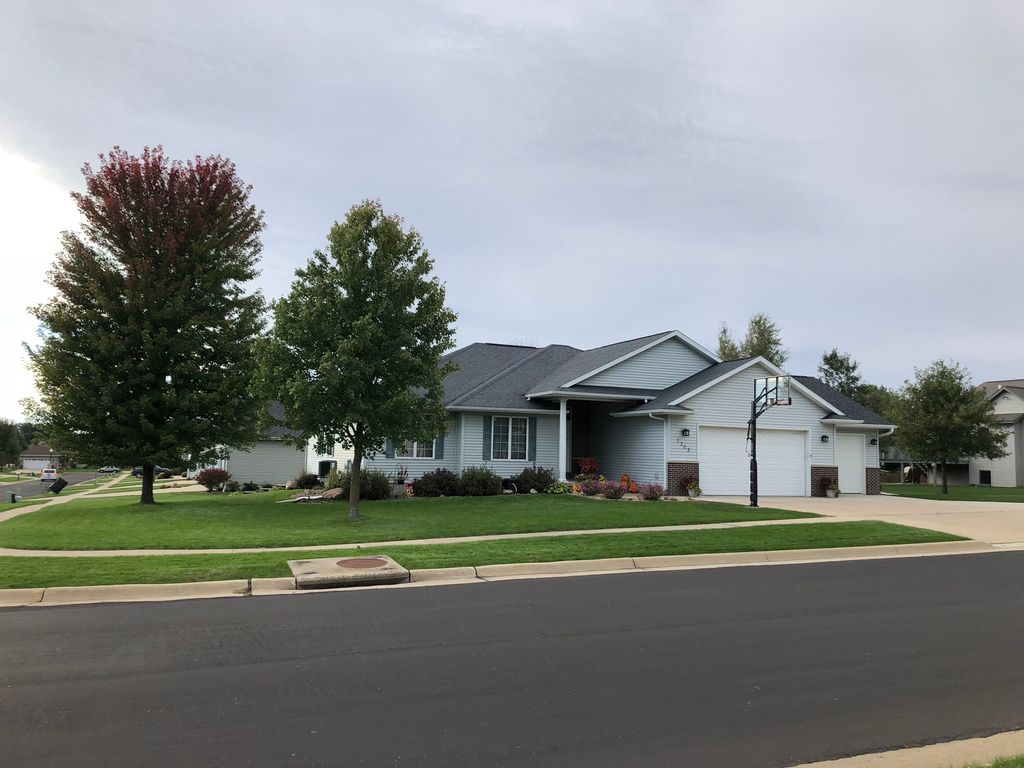 1203 Frank St, Waverly, IA 50677 Trulia