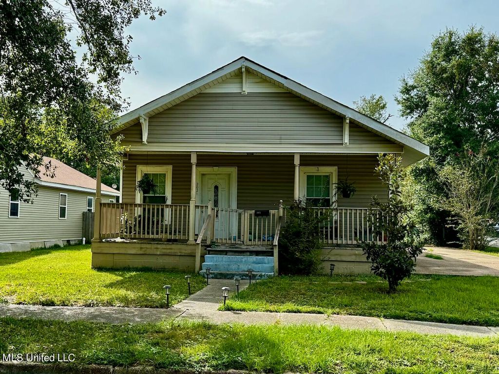 2021 19th Ave, Gulfport, MS 39501