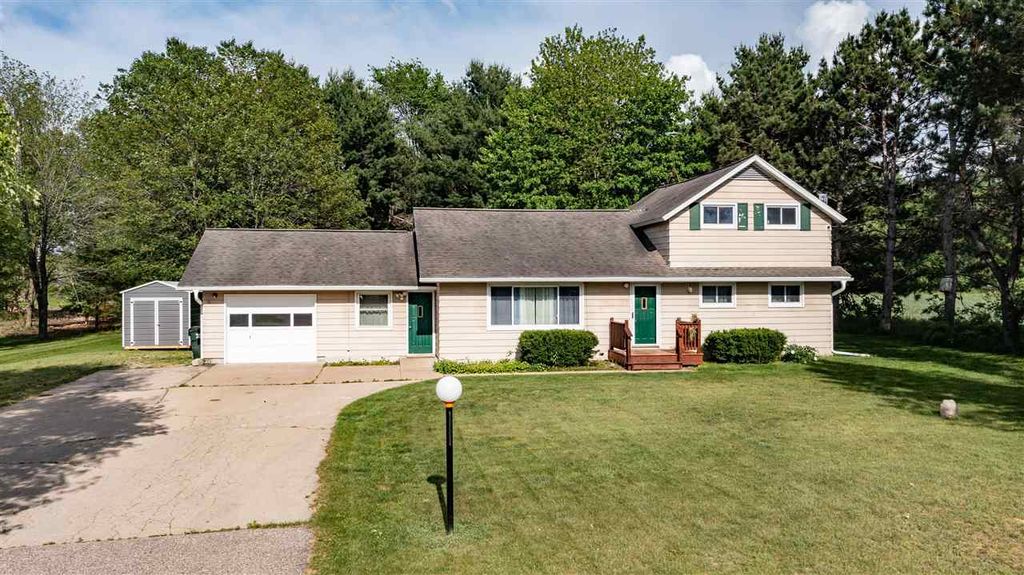 2289 S Apple Tree Ln, Waupaca, WI 54981 Trulia