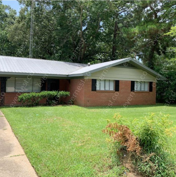1791 Southhaven Cir, Jackson, MS 39204