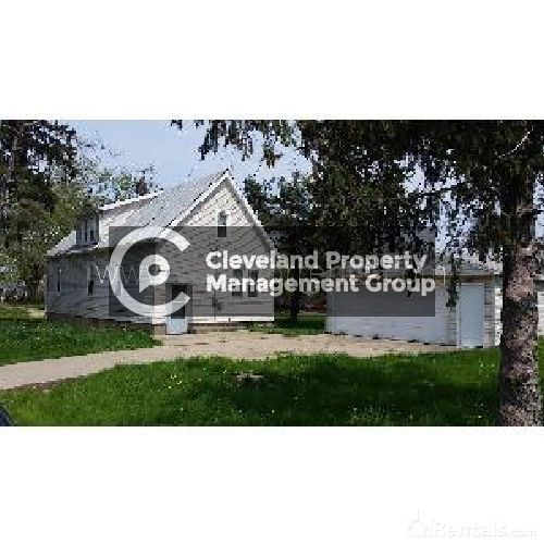 12421 Grimsby Ave, Cleveland, OH 44135
