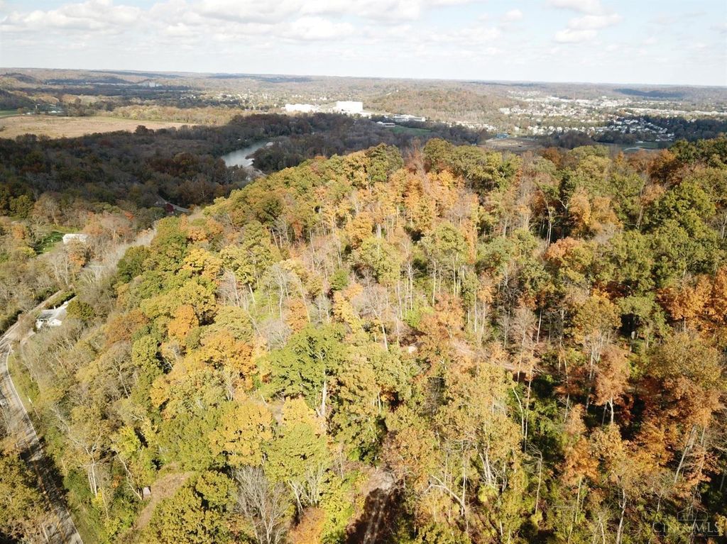8300 Brooks Rd, Harrison, OH 45030