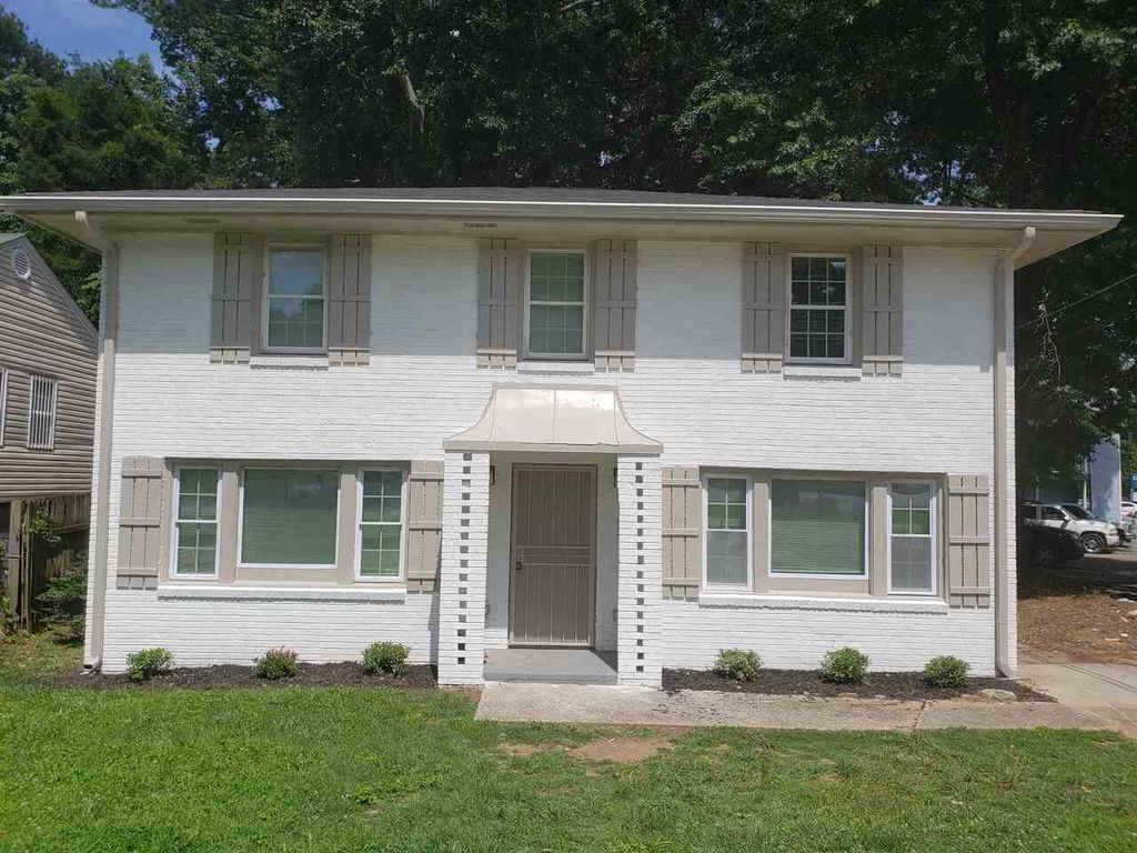 2726 Bayard St, East Point, GA 30344