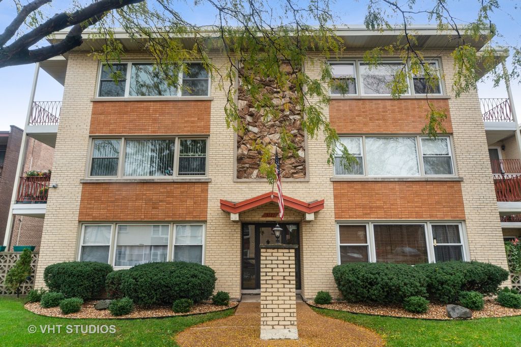 3121 Paris Ave #304, River Grove, IL 60171