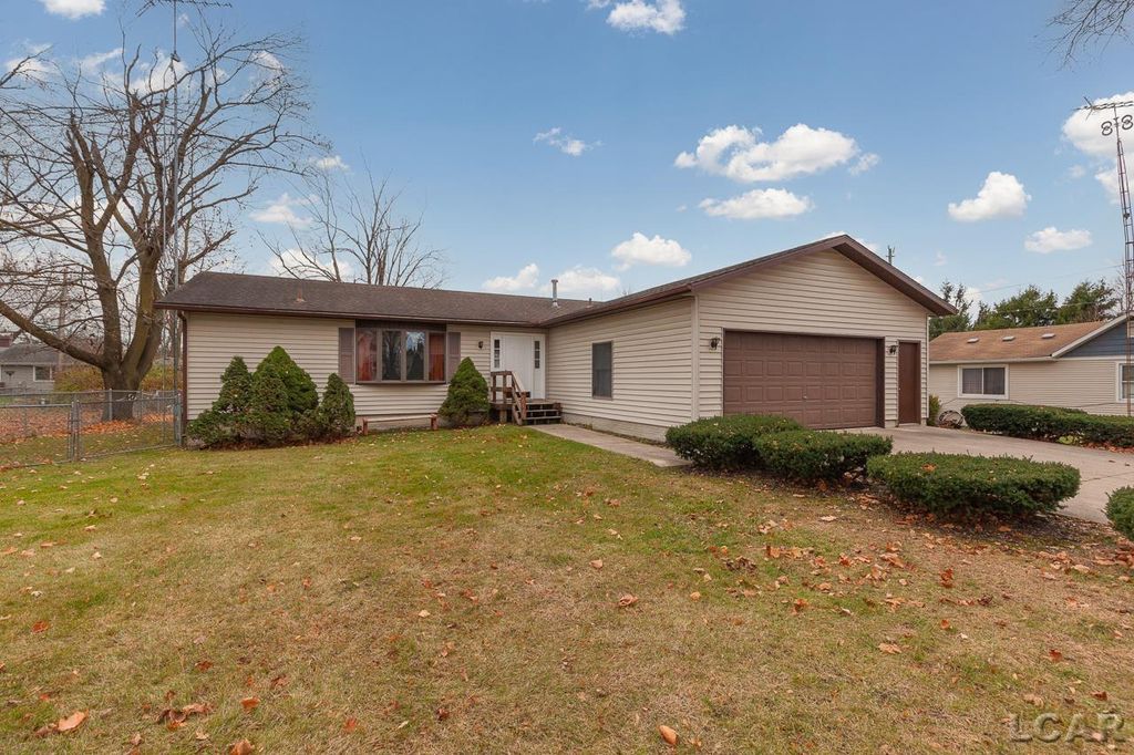 217 Locust St, Clinton, MI 49236 Trulia