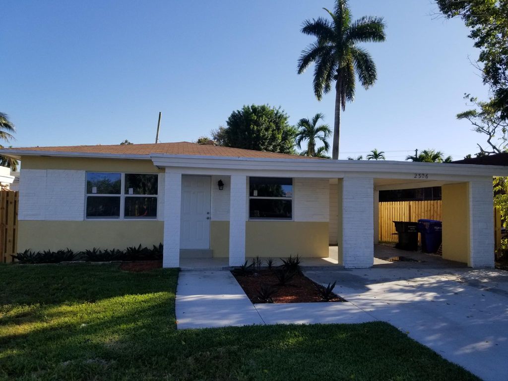 2306 Pierce St, Hollywood, FL 33020