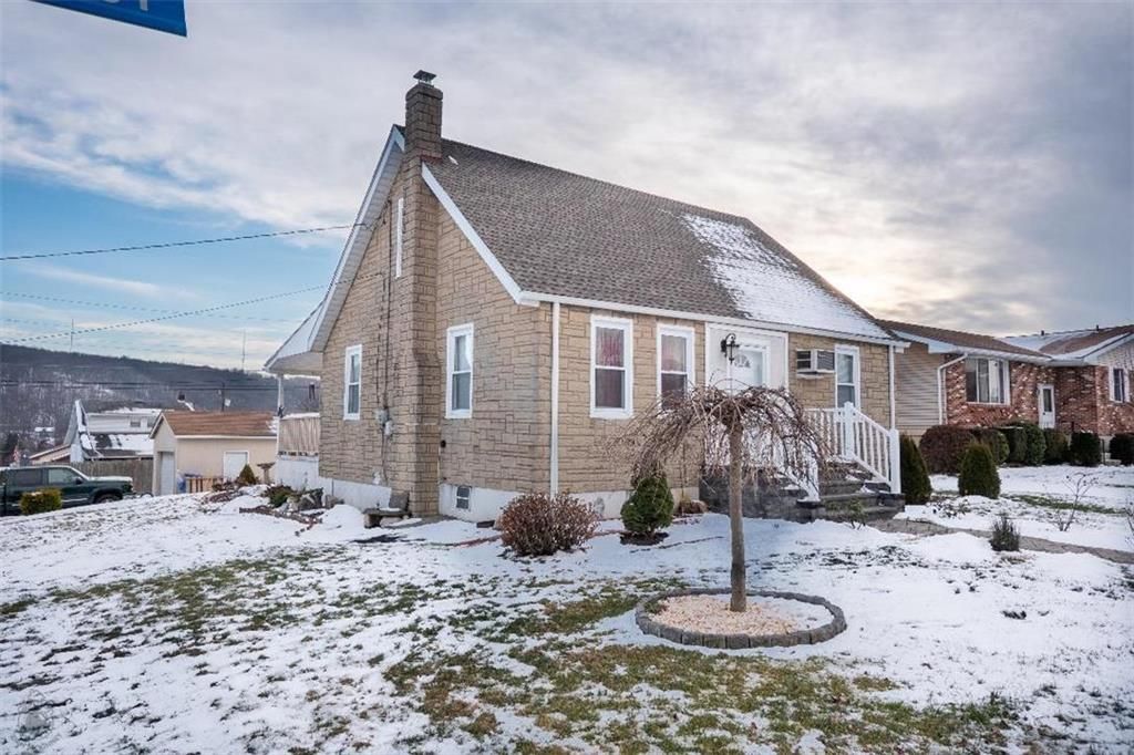 862 E Lexington St, Allentown, PA 18103