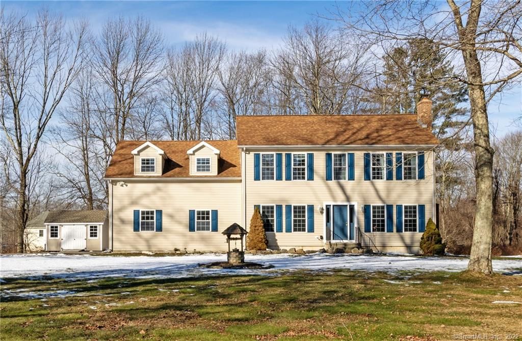 39 Balaban Rd, Colchester, CT 06415