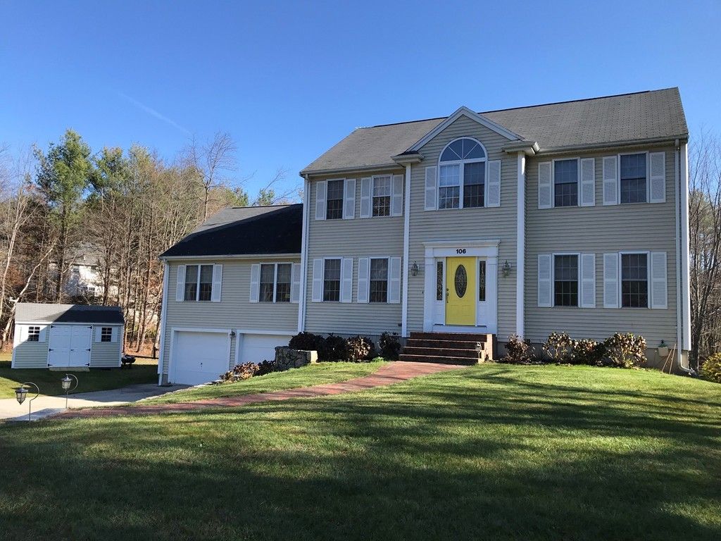 106 Chestnut St, Upton, MA 4 Bed, 3 Bath SingleFamily Home 41