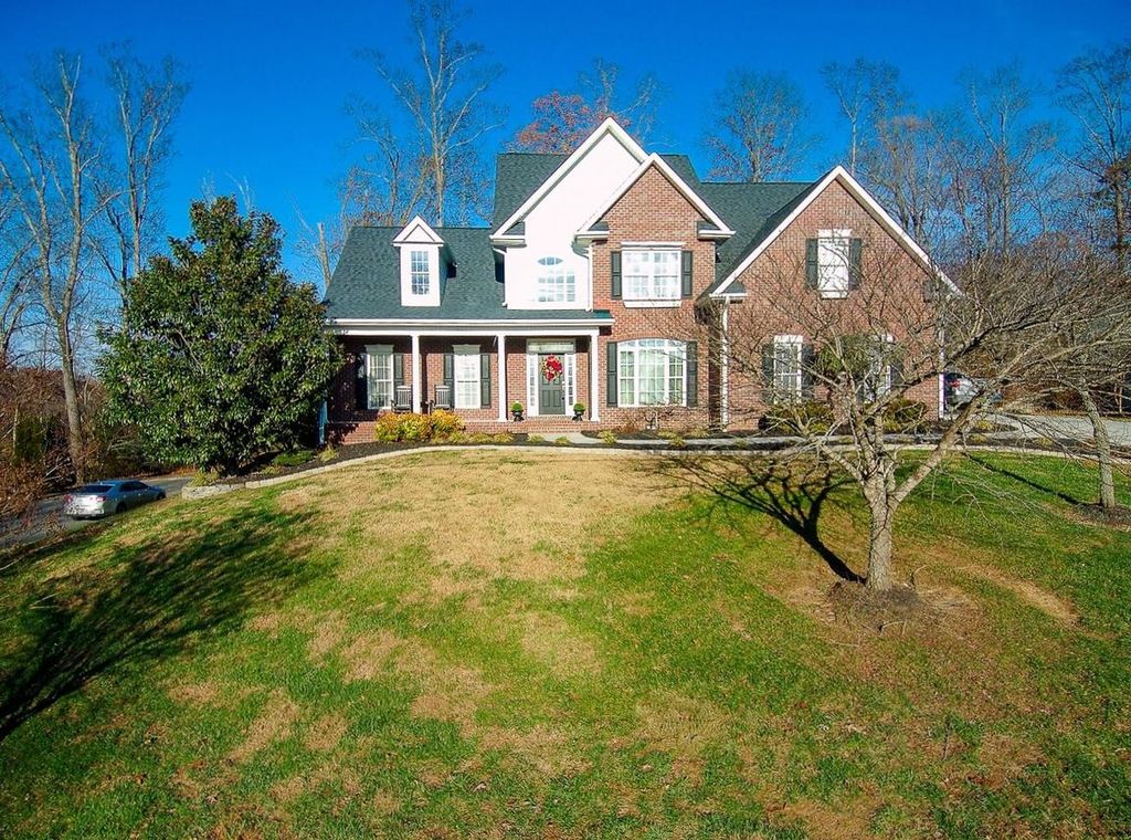 240 Braden Ct, Clinton, TN 4 Bed, 4 Bath SingleFamily Home 38 Photos Trulia