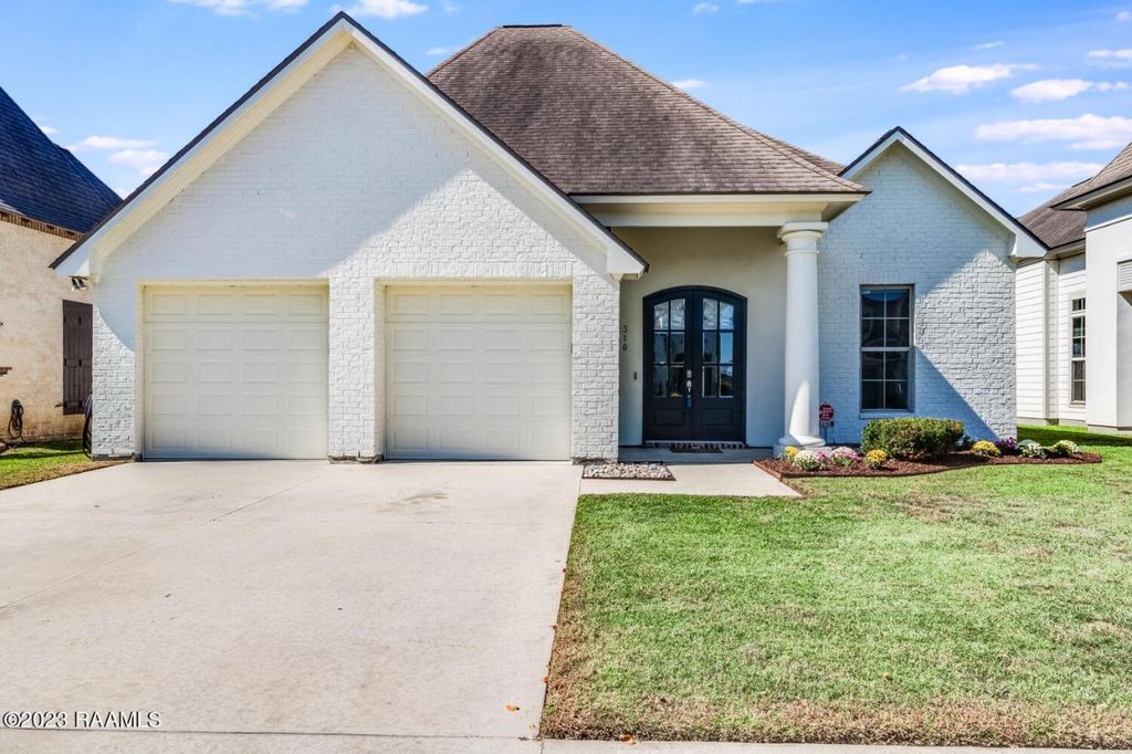 310 Cypress View Dr, Youngsville, LA 70592
