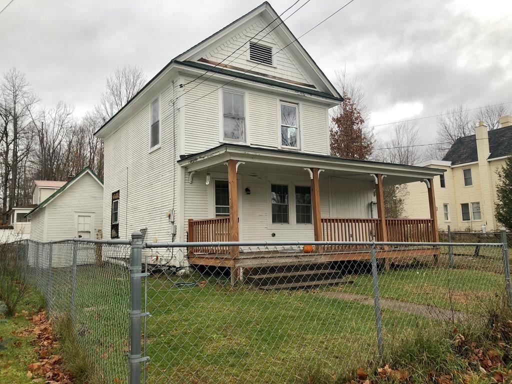 27 Virginia St, Saranac Lake, NY 12983 | Trulia