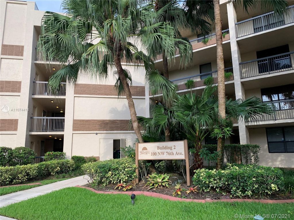 100 NW 76th Ave #406-2, Plantation, FL 33324