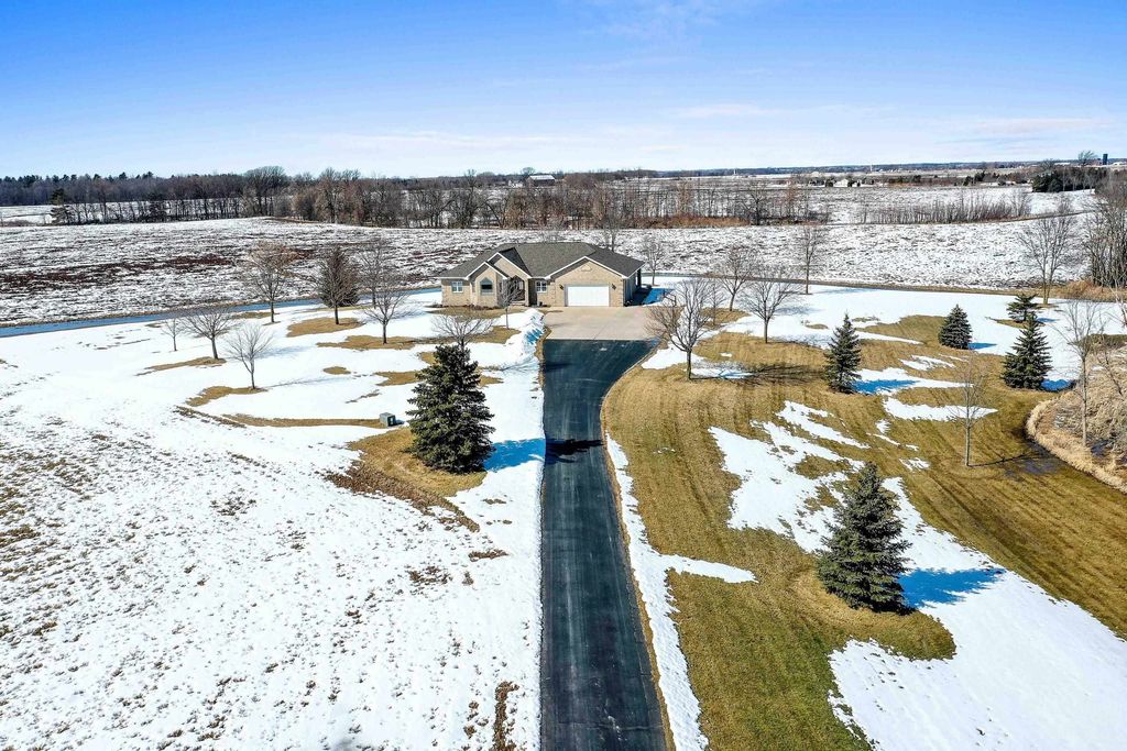 6758 Elmro Rd, Greenleaf, WI 54126 Trulia
