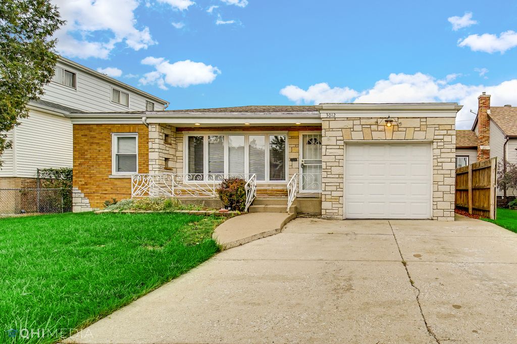 3012 N Oconto Ave, Elmwood Park, IL 60707